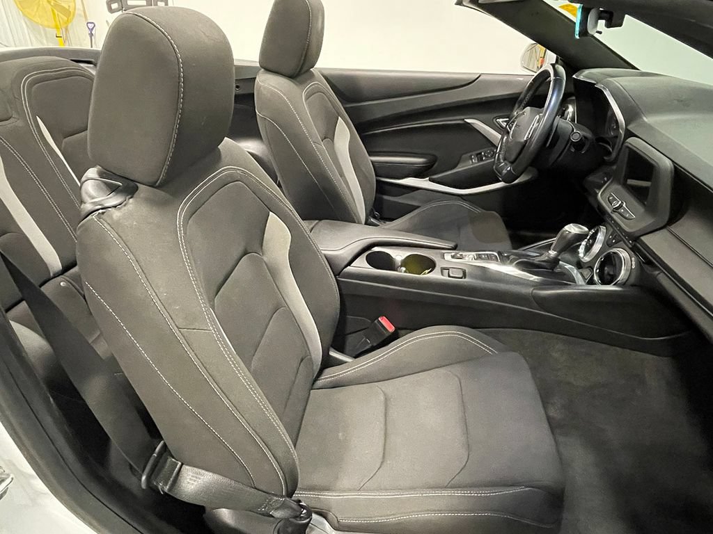 Used 2019 Chevrolet Camaro LT RWD image 49