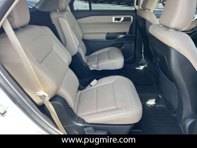 Used 2020 Ford Explorer XLT w/ Equipment Group 202A AWD/4WD image 15