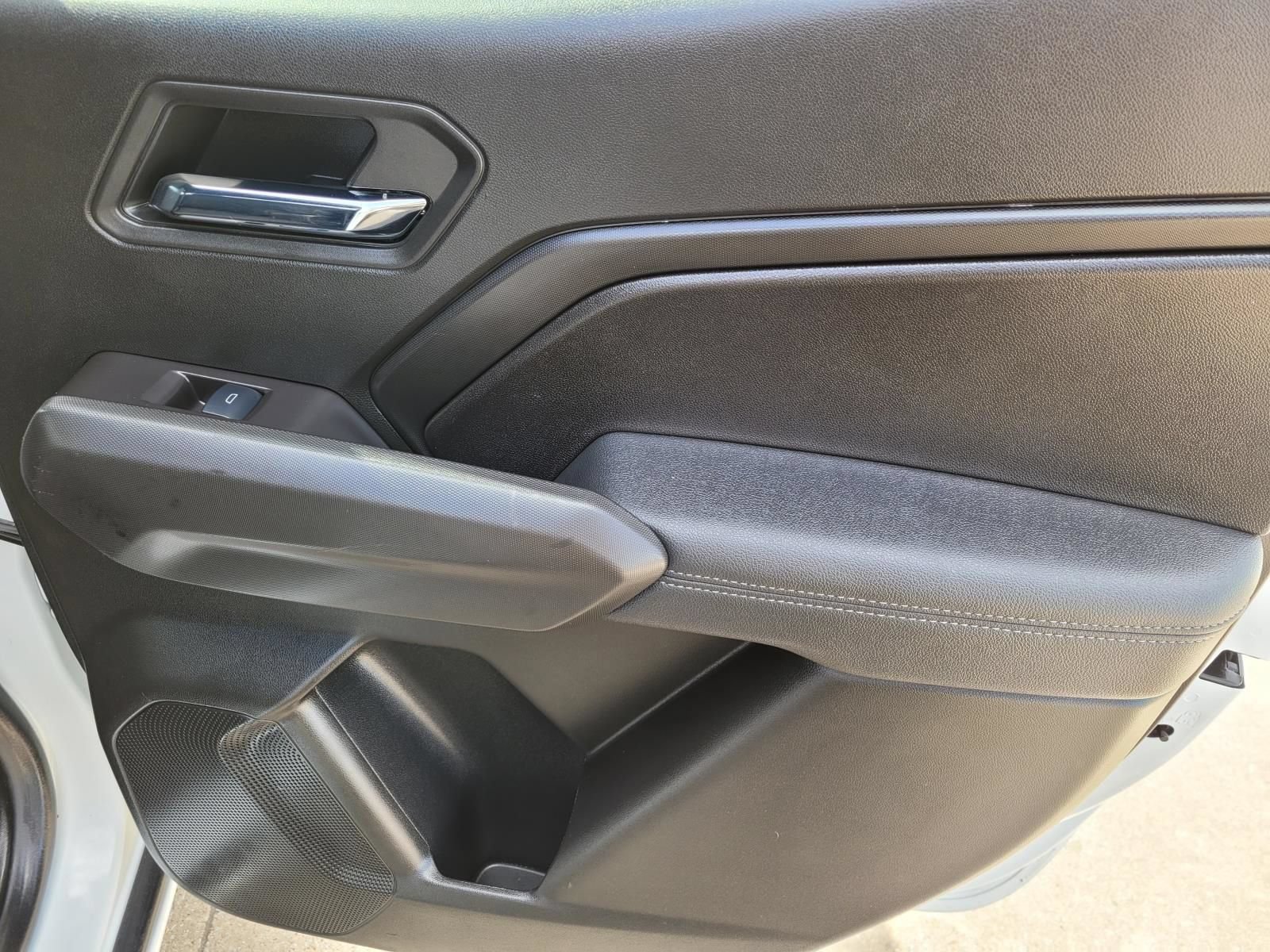 Used 2024 Chevrolet Colorado LT w/ LT Convenience Package RWD image 12