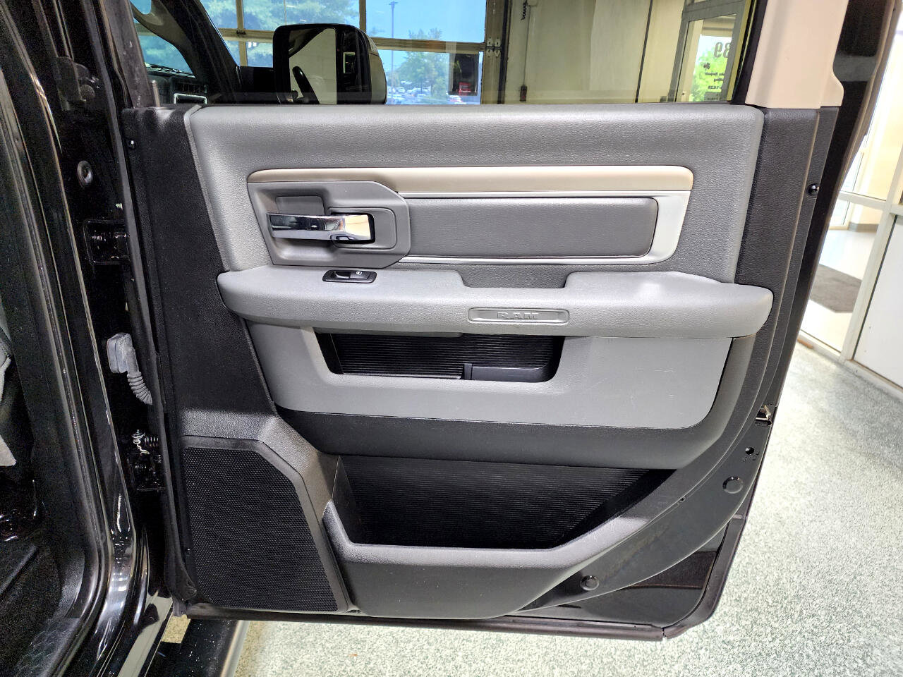 Used 2015 RAM 2500 Big Horn image 22