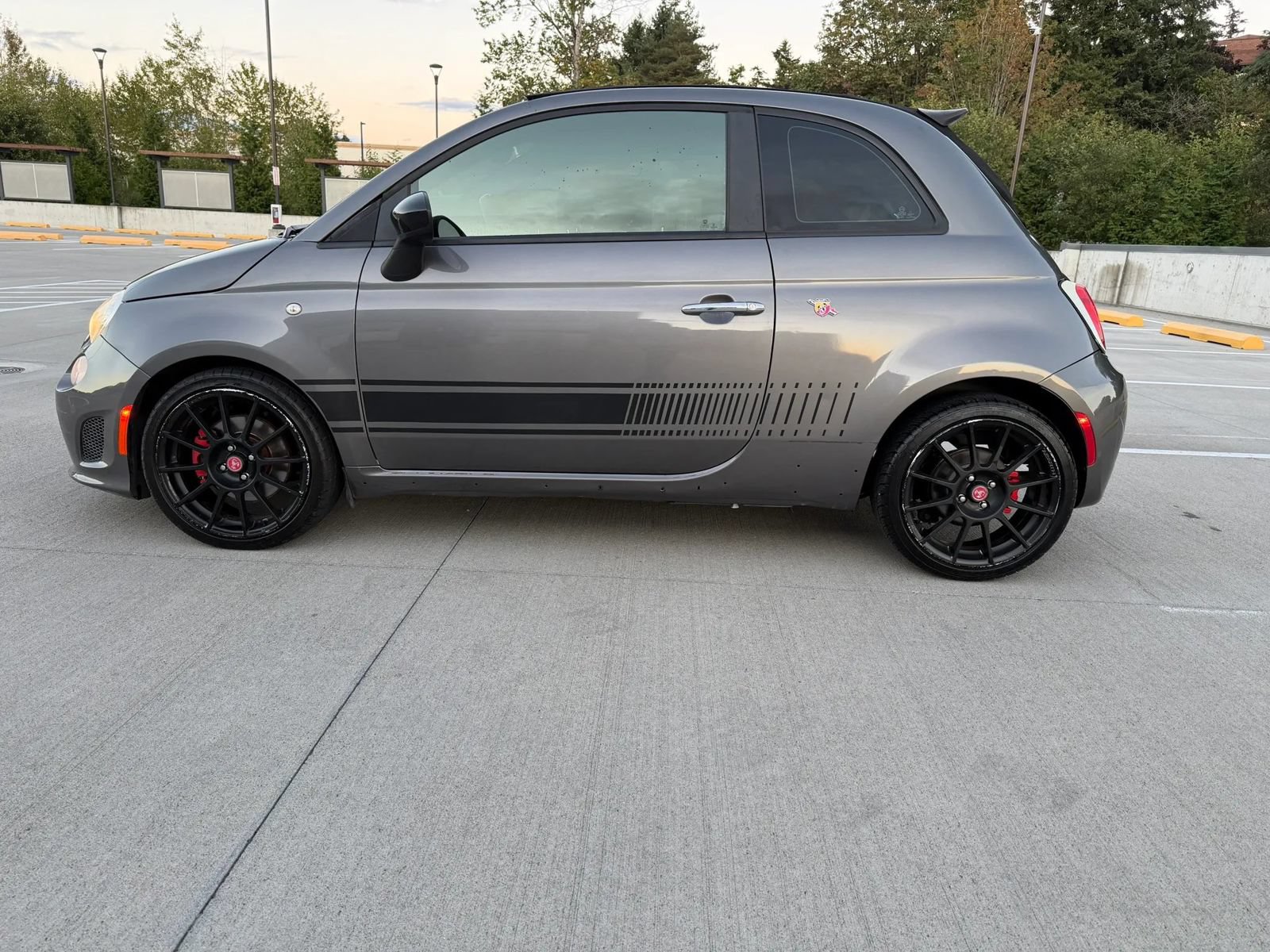 Used 2013 FIAT 500 Abarth FWD image 6