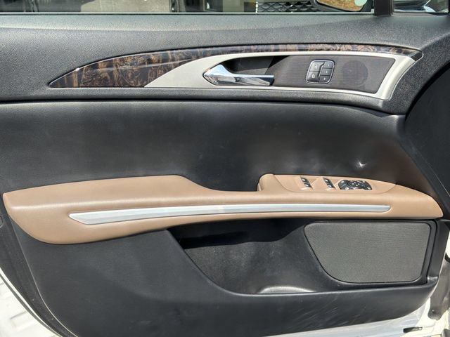 Used 2016 Lincoln MKZ w/ Equipment Group 200A Select FWD image 10