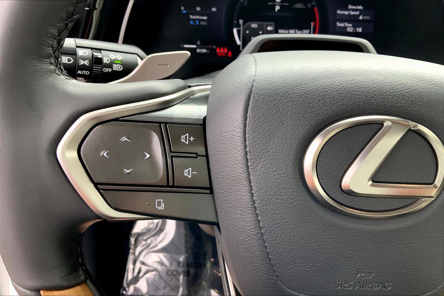 Certified 2026 Lexus RX 350 AWD w/ Convenience Package image 24