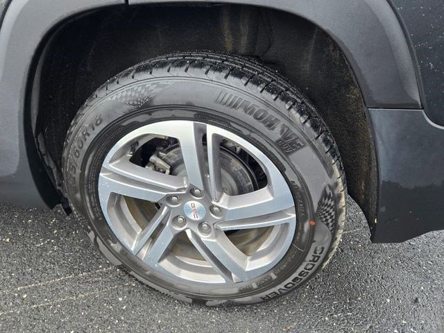 Used 2021 GMC Terrain SLT image 26