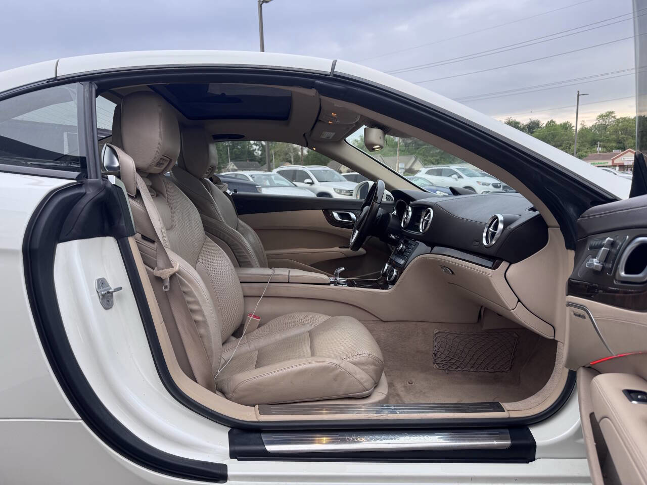 Used 2013 Mercedes-Benz SL 550 image 14