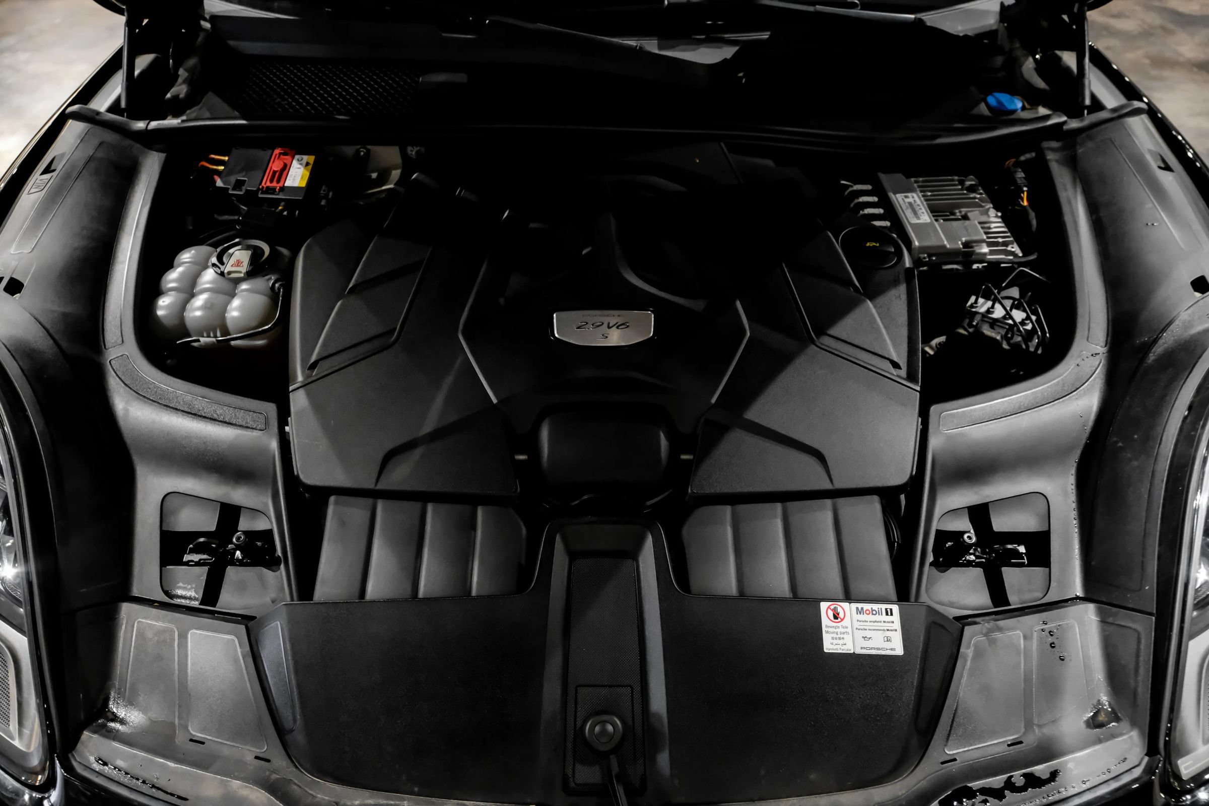 Used 2019 Porsche Cayenne S AWD/4WD image 40