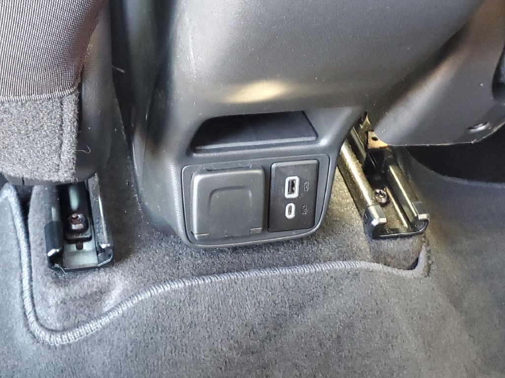Used 2023 Chevrolet TrailBlazer LT w/ Convenience Package AWD/4WD image 21