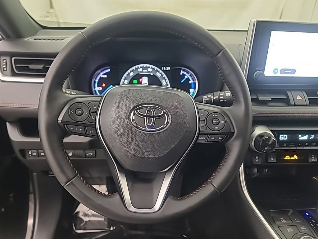 Used 2025 Toyota RAV4 SE w/ Weather & Moonroof Package AWD/4WD image 30