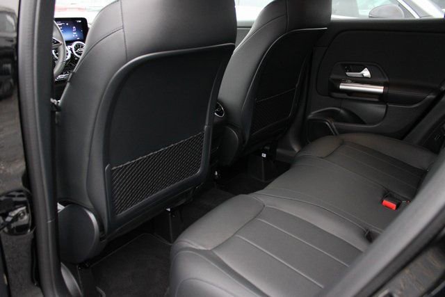 New 2025 Mercedes-Benz GLA 250 4MATIC image 31