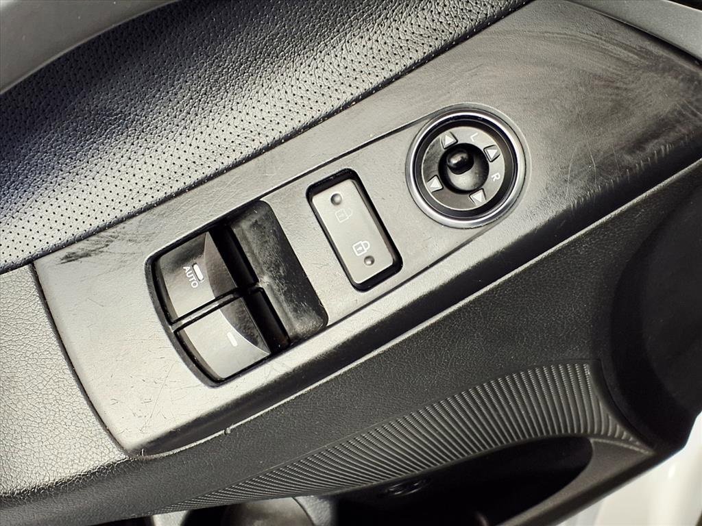 Used 2014 Hyundai Elantra w/ Option Group 2 image 15