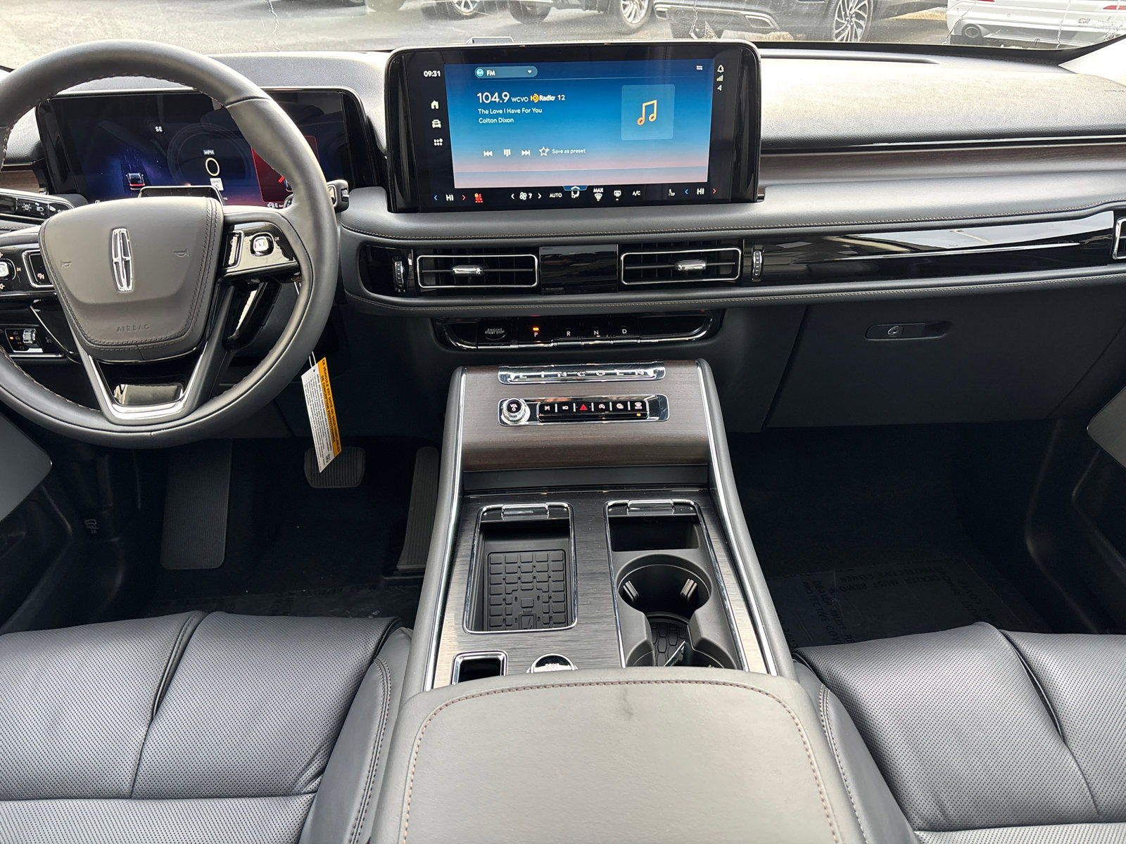 New 2026 Lincoln Aviator Reserve image 29