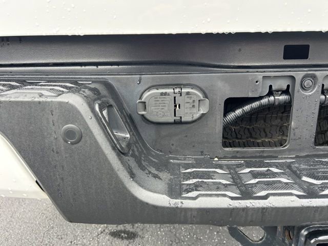 Used 2019 Toyota Tacoma TRD Off-Road w/ Technology Package image 7