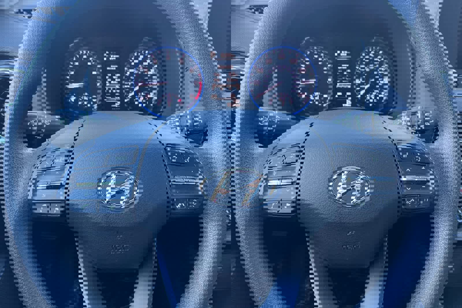 Used 2023 Hyundai Kona SEL w/ Cargo Package image 24