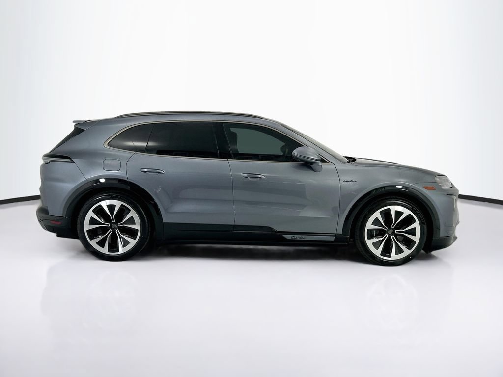 New 2026 Porsche Cayenne Turbo AWD/4WD image 8