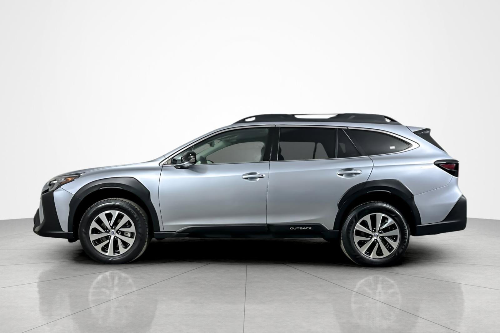 Used 2023 Subaru Outback Premium w/ Popular Package #1 image 2
