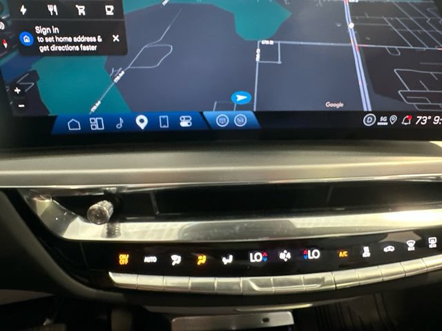 Used 2025 Cadillac Lyriq Luxury w/ LPO, Floor Liner Package AWD/4WD image 15