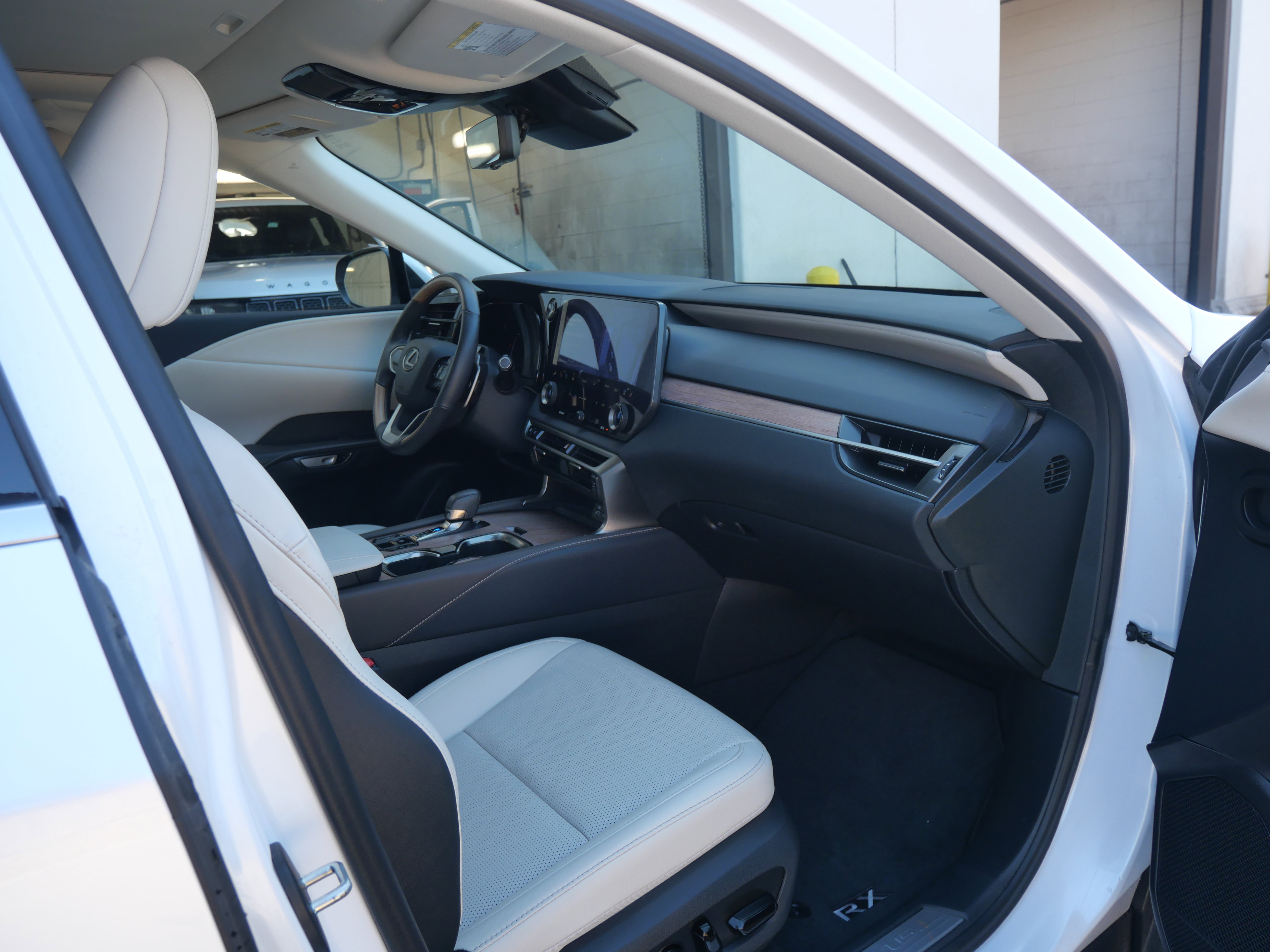 Certified 2024 Lexus RX 350 Premium Plus image 12