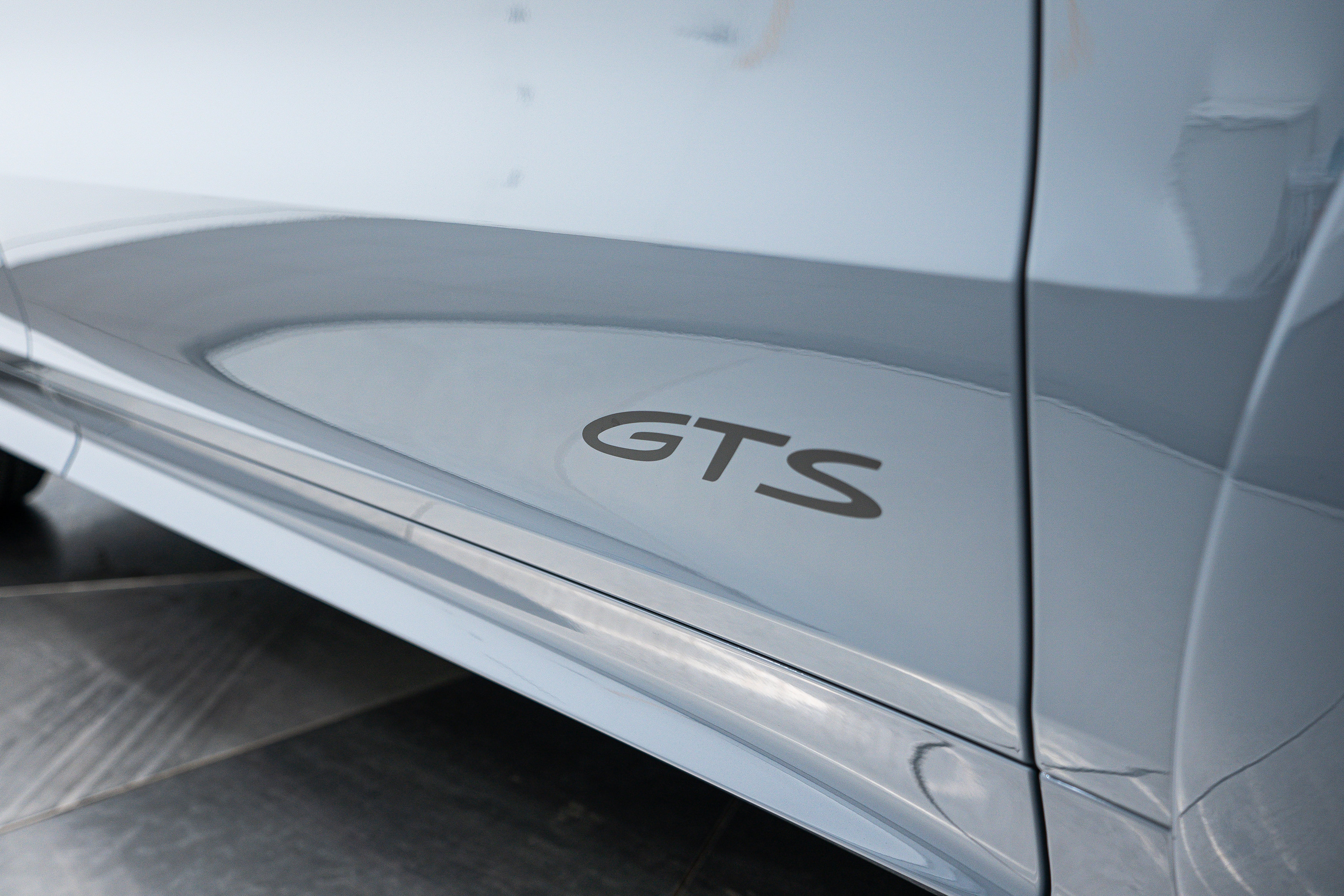 New 2025 Porsche Cayenne GTS image 28