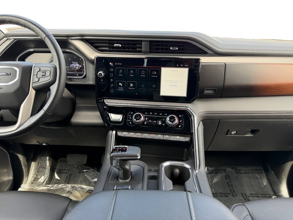 Used 2024 GMC Sierra 1500 Denali AWD/4WD image 12