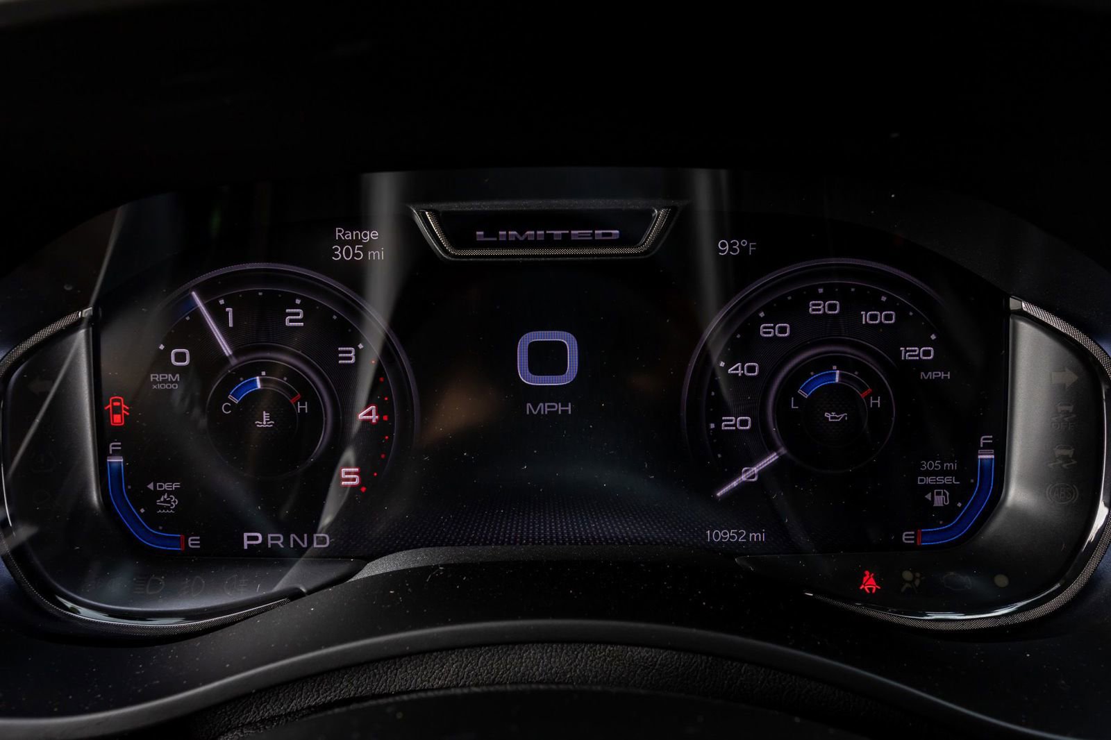 Used 2024 RAM 3500 Limited image 21