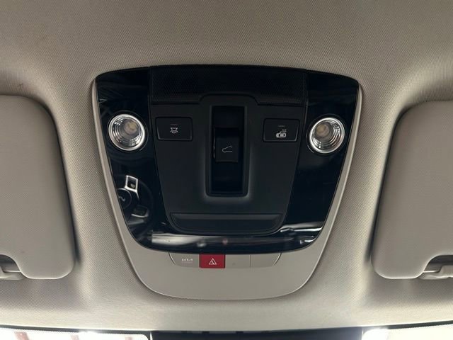 Used 2025 Kia Sportage EX w/ Premium Package image 34