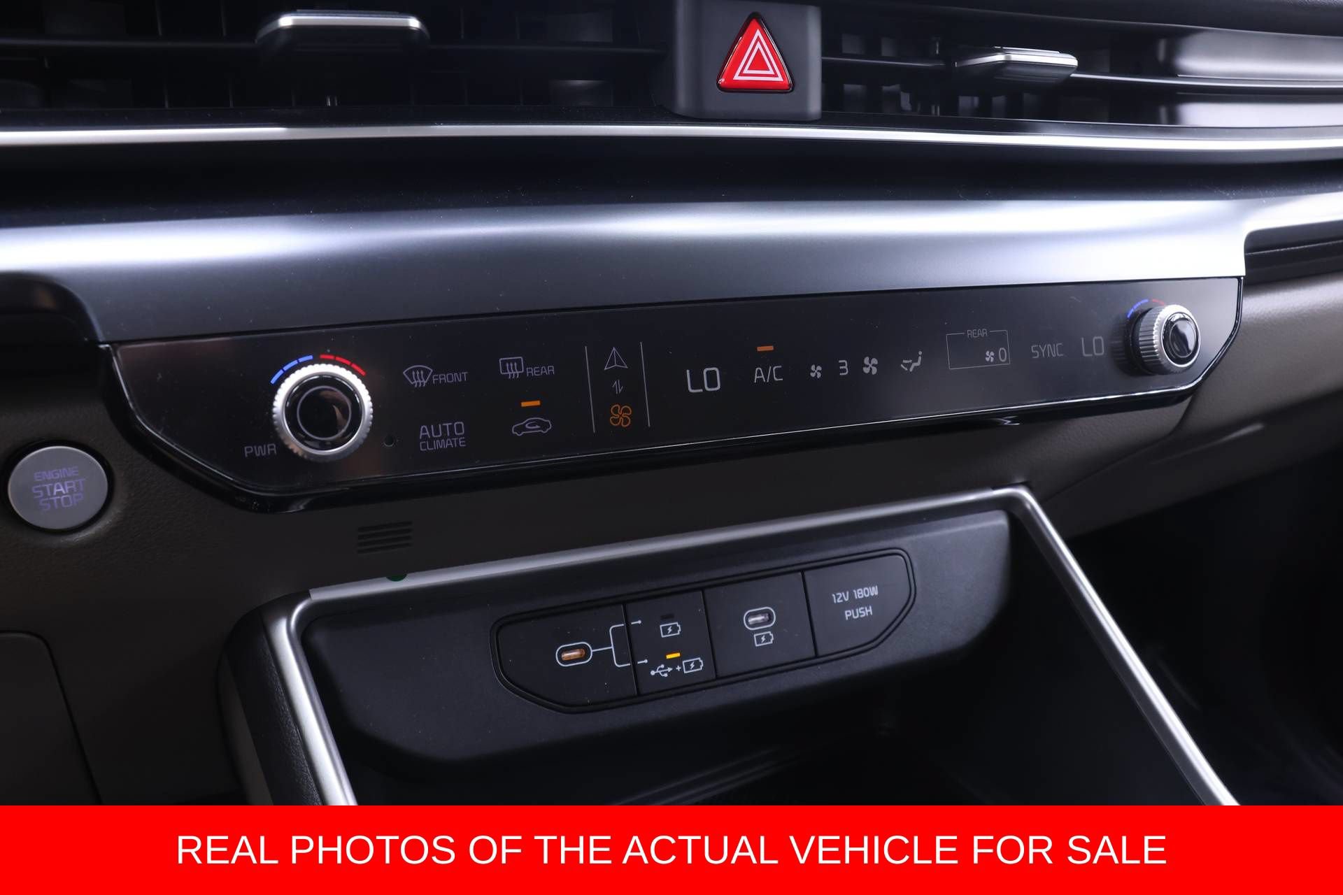 Used 2026 Kia Carnival LX FWD image 6