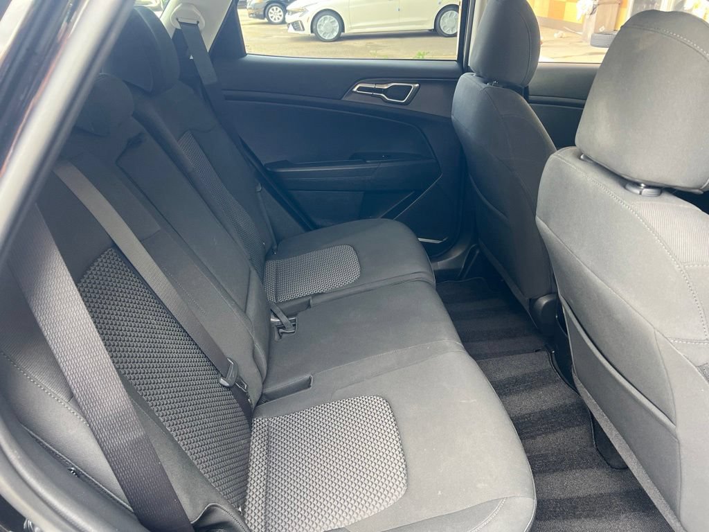 Certified 2023 Kia Sportage LX FWD image 13