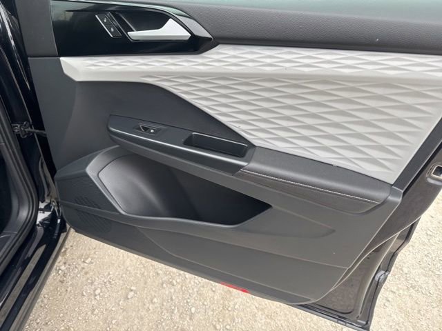 Used 2024 Volkswagen Taos S image 15