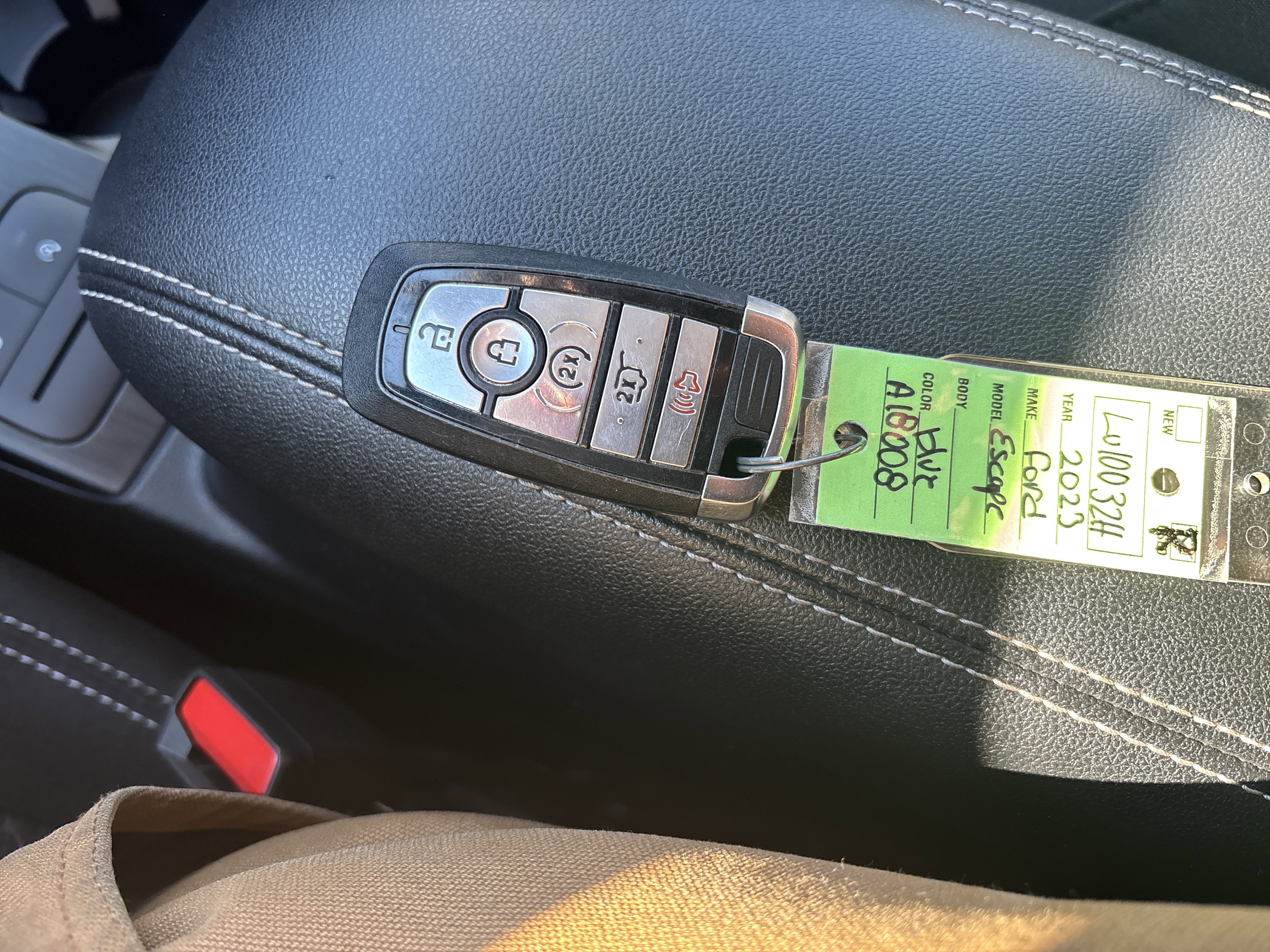 Used 2023 Ford Escape Active image 32