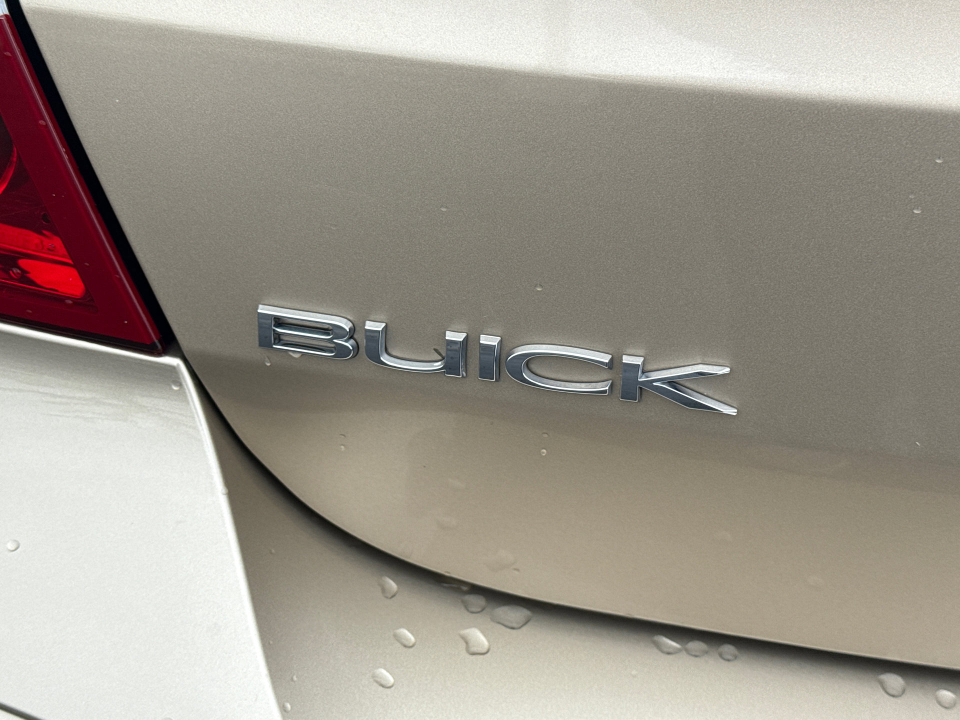 Used 2005 Buick LaCrosse CXL w/ Gold Convenience Package image 11