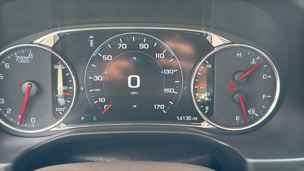 Used 2017 GMC Acadia Denali w/ Technology Package FWD image 30