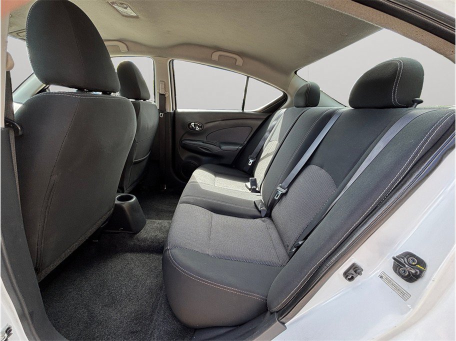 Used 2016 Nissan Versa SV FWD image 25