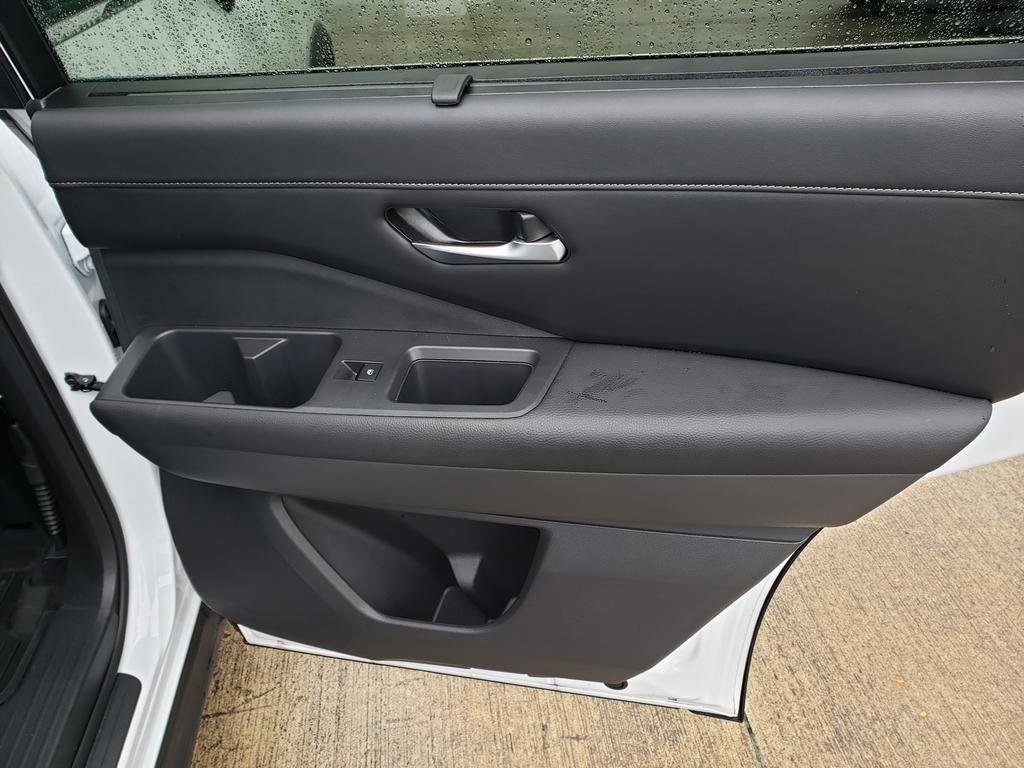 Certified 2025 Nissan Pathfinder SL w/ SL Premium Package image 25