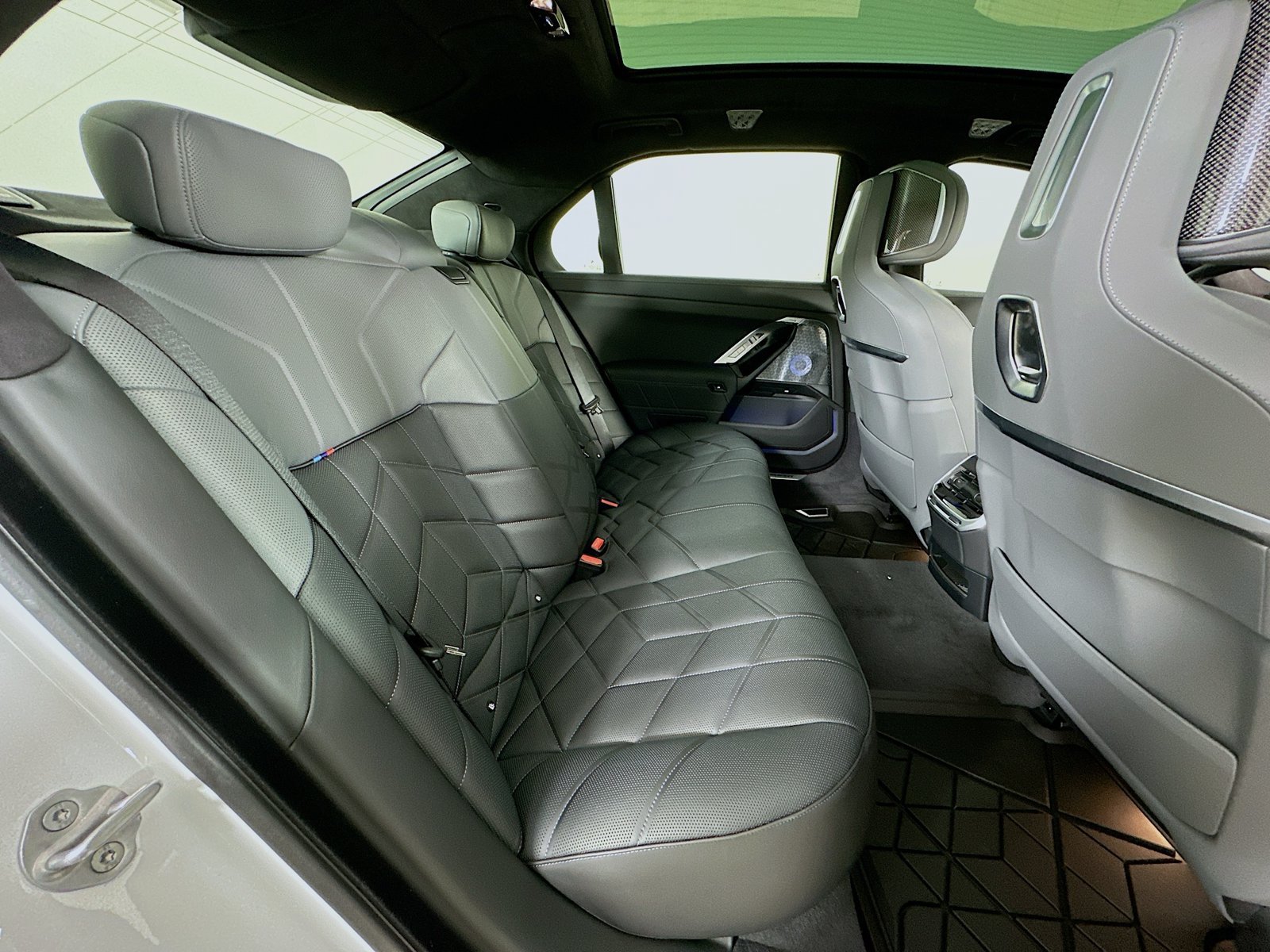 New 2026 BMW 760i xDrive w/ Executive Package AWD/4WD image 42