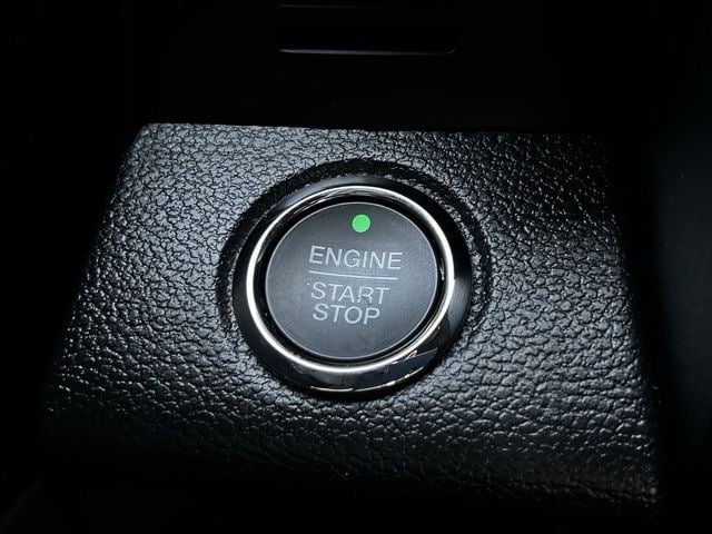 Used 2019 Ford Expedition Limited w/ Equipment Group 301A RWD image 25