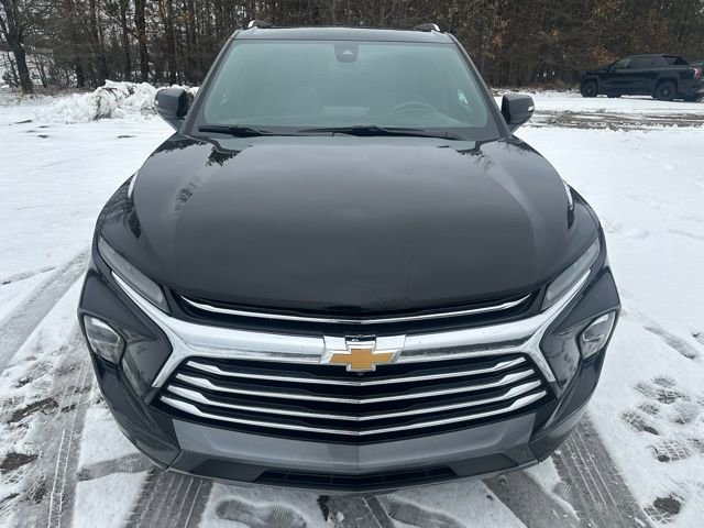 Used 2023 Chevrolet Blazer Premier w/ Driver Confidence II Package image 2