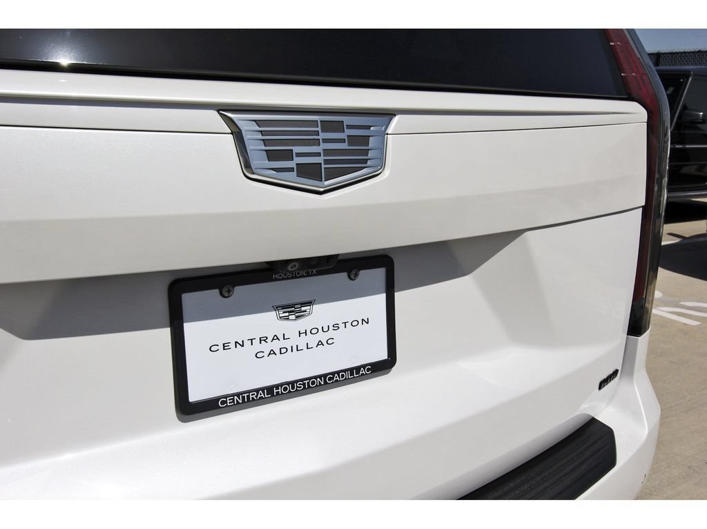 Used 2021 Cadillac Escalade Premium Luxury Platinum AWD/4WD image 32