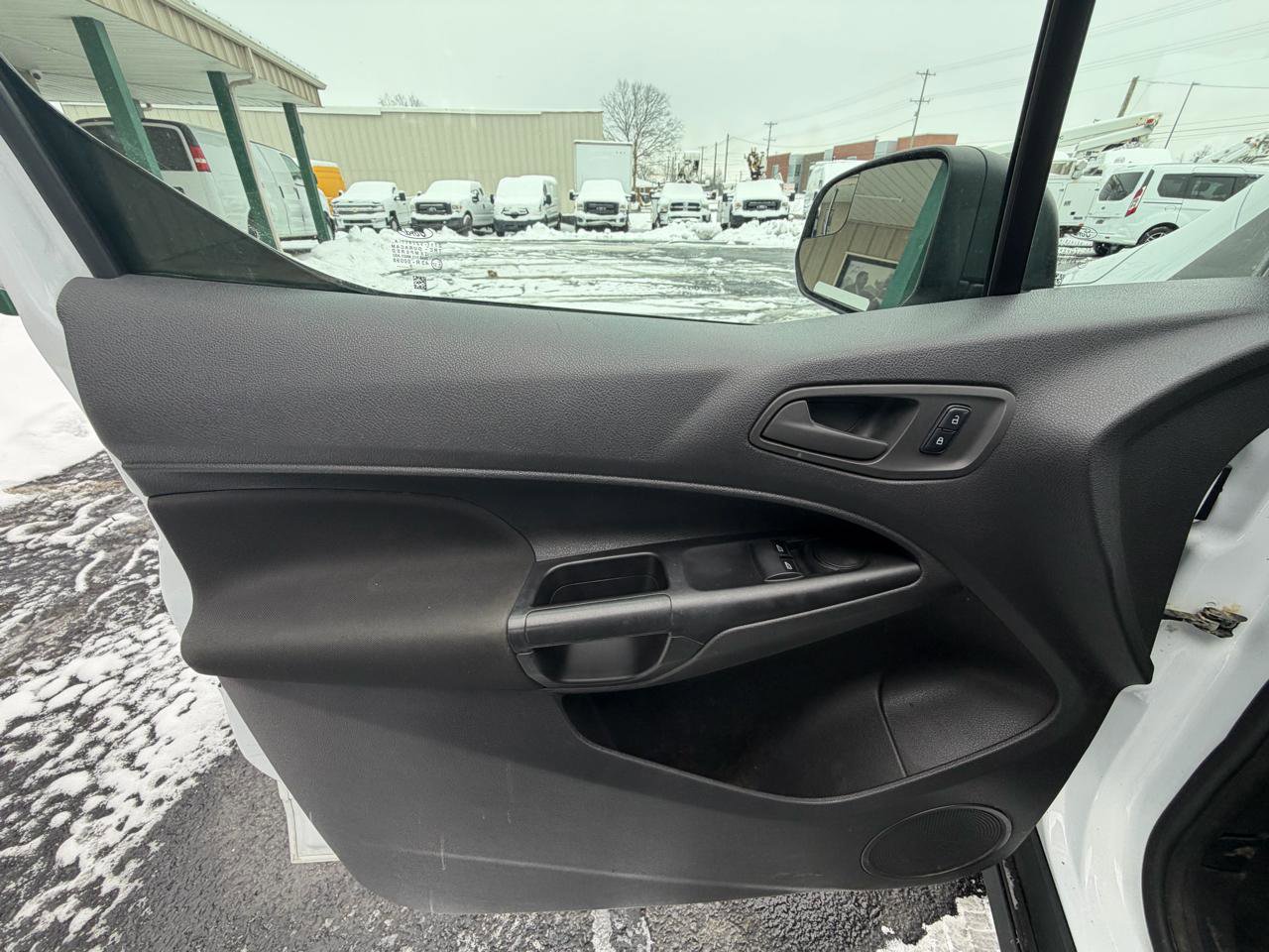 Used 2016 Ford Transit Connect XL FWD image 19