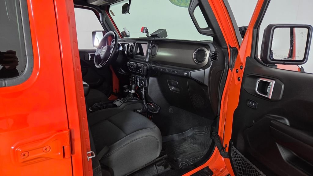 Used 2018 Jeep Wrangler Unlimited Sport S image 35