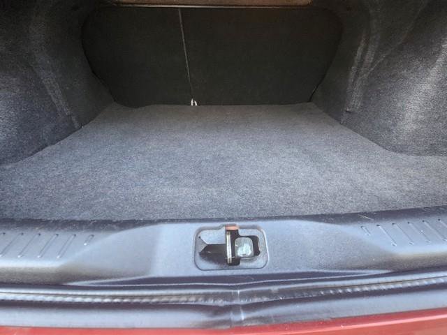Used 2010 Nissan Sentra 2.0 SR w/ Convenience Pkg FWD image 19