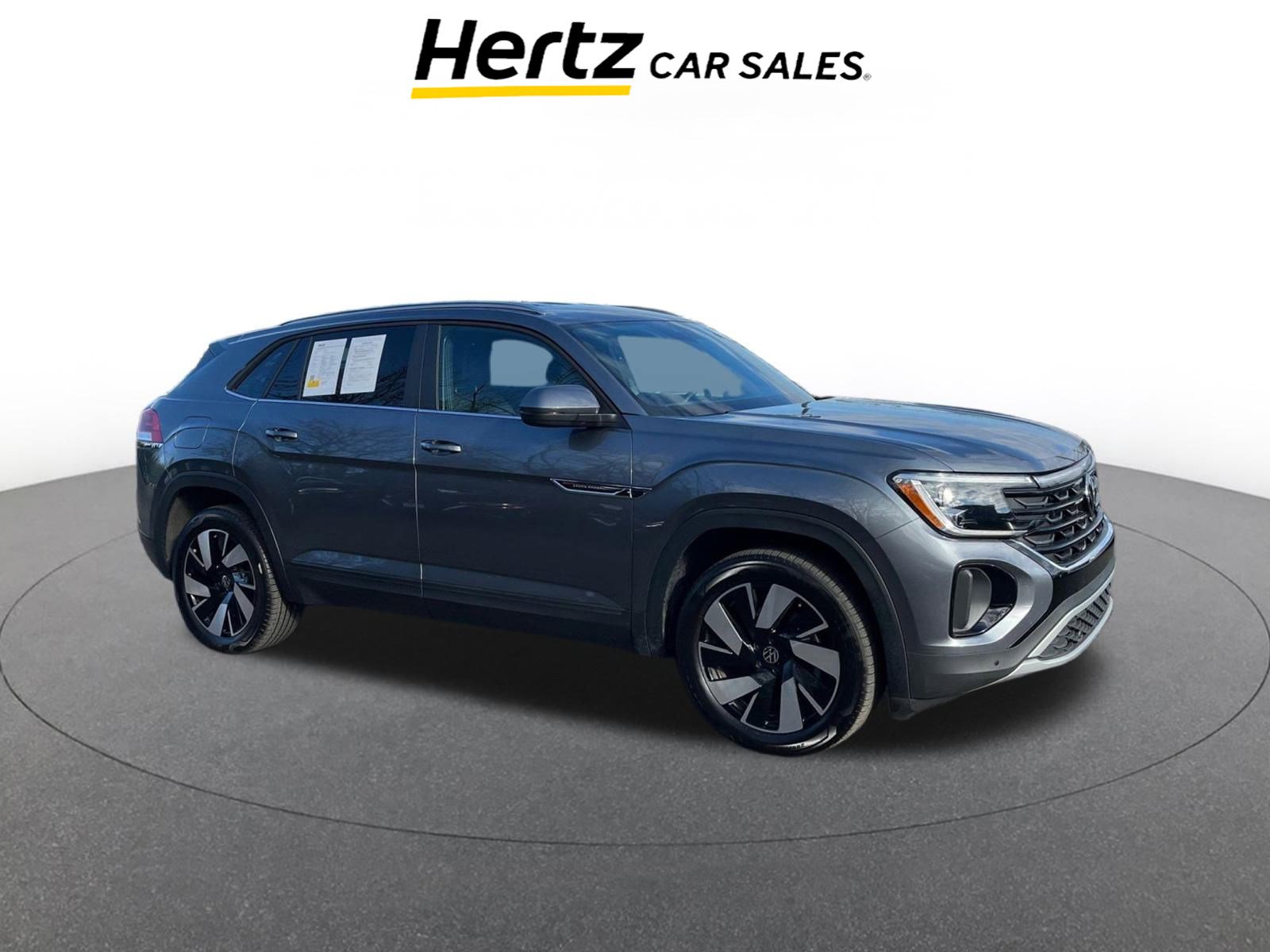 Used 2025 Volkswagen Atlas Cross Sport SE image 1