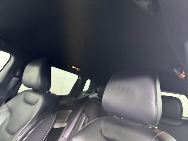 Used 2024 Jeep Compass Limited image 12