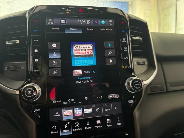 New 2026 RAM 2500 Big Horn AWD/4WD image 4