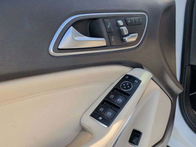 Used 2020 Mercedes-Benz GLA 250 4MATIC image 11