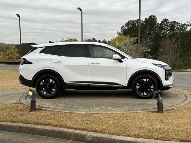 Used 2026 Kia Sportage LX image 8