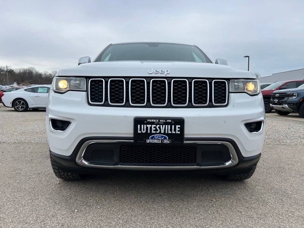 Used 2017 Jeep Grand Cherokee Limited image 3