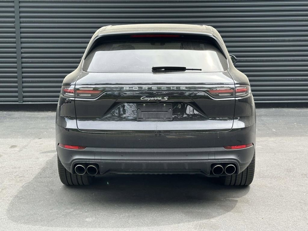 Certified 2019 Porsche Cayenne S AWD/4WD image 4