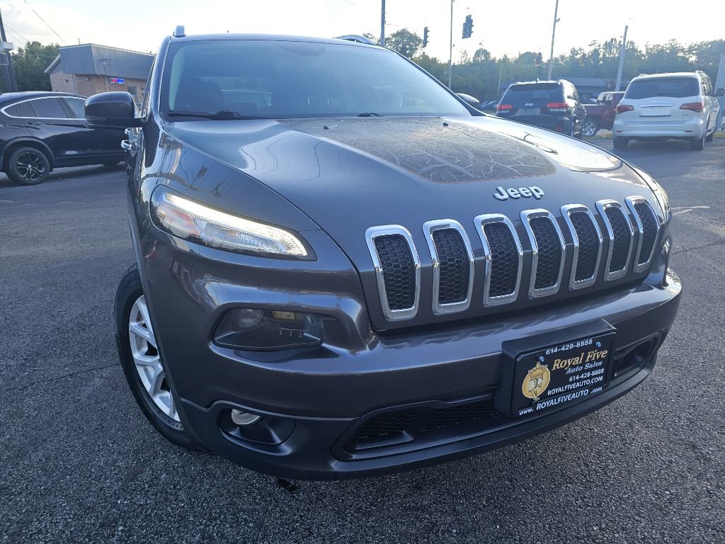 Used 2016 Jeep Cherokee Latitude w/ Safety/Convenience Group image 5