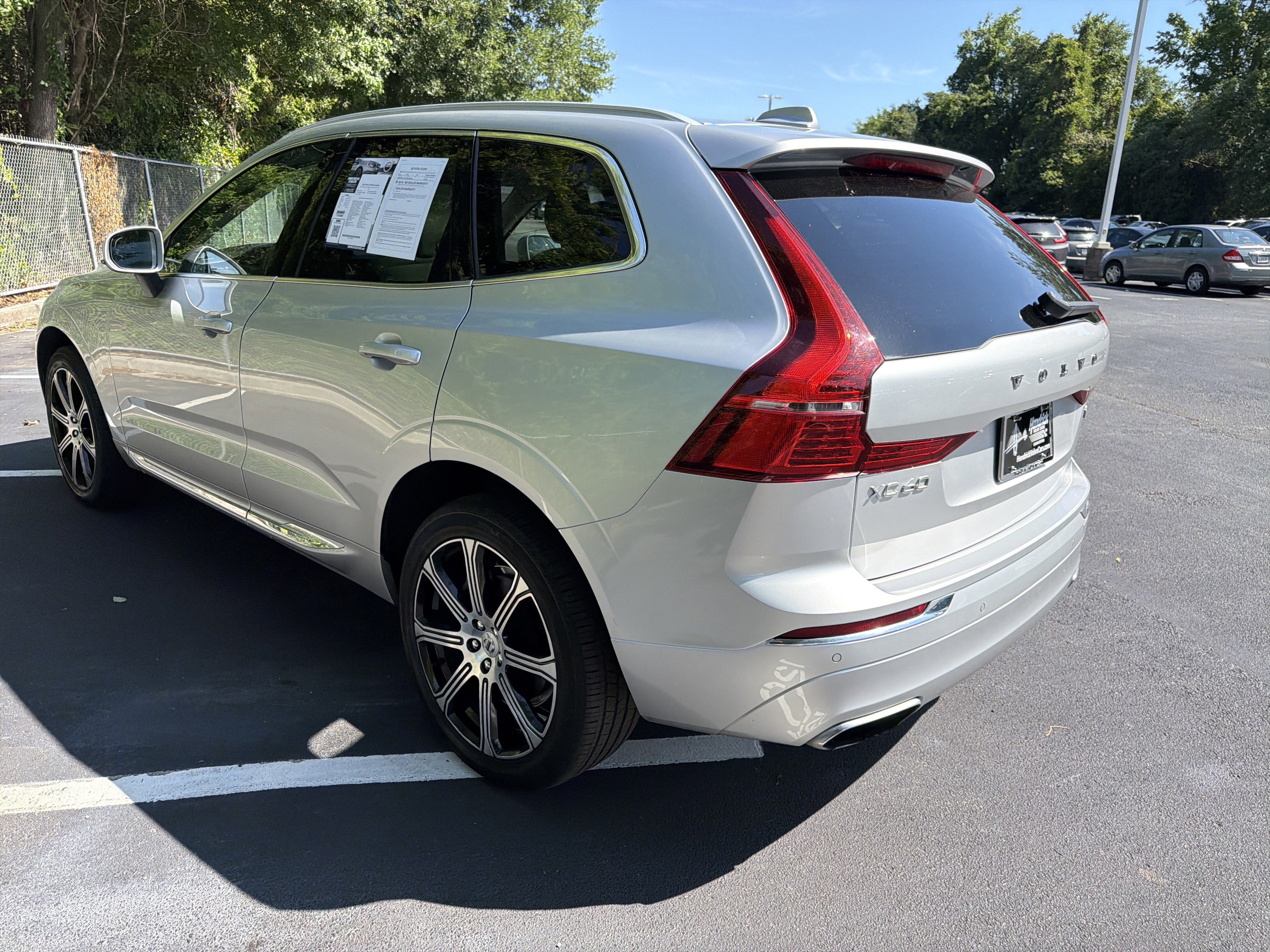 Used 2021 Volvo XC60 T6 Inscription w/ Advanced Package AWD/4WD image 8