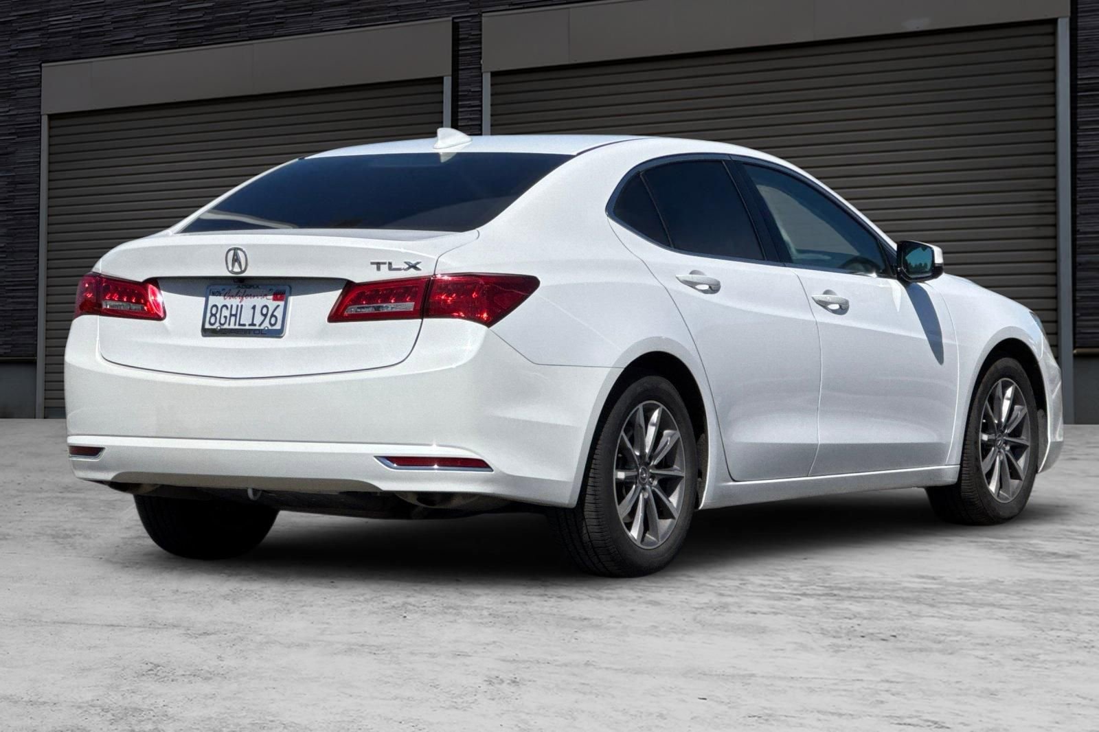 Used 2019 Acura TLX image 4